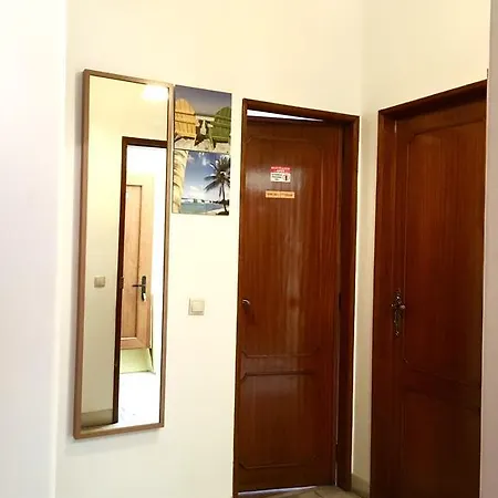 Host Albergue