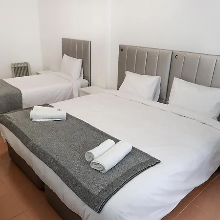 Host Albergue *