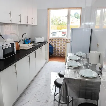 Host Albergue