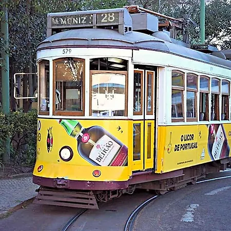 Host * Lisboa