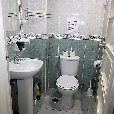 Host Hostel *