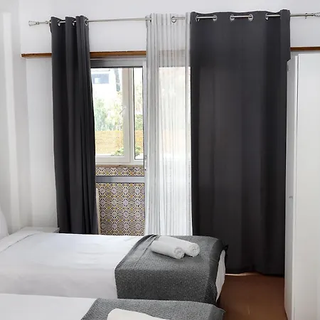 אכסניה Host ליסבון